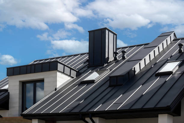 Best Roof Moss and Algae Removal  in Albion, IN